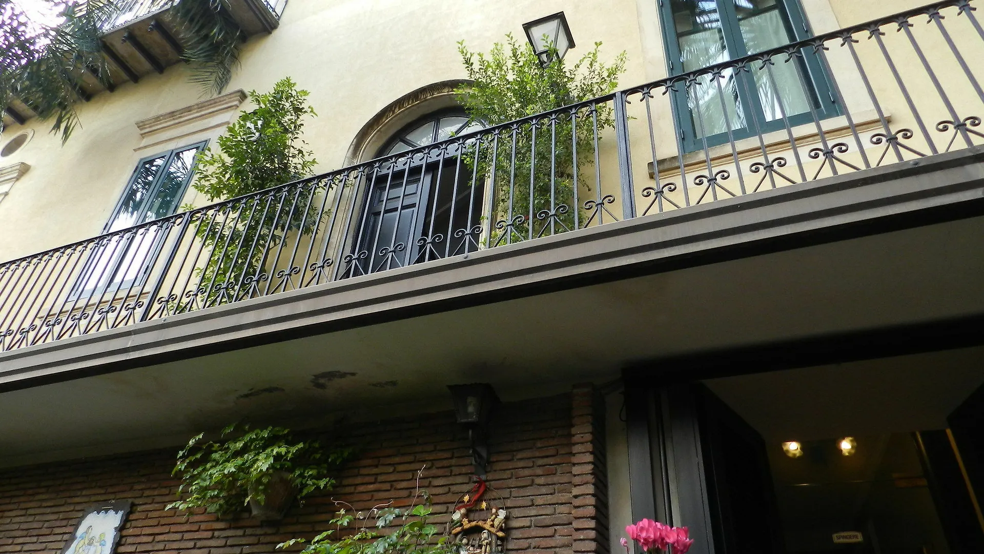B&B La Vecchia Palma Κατάνια