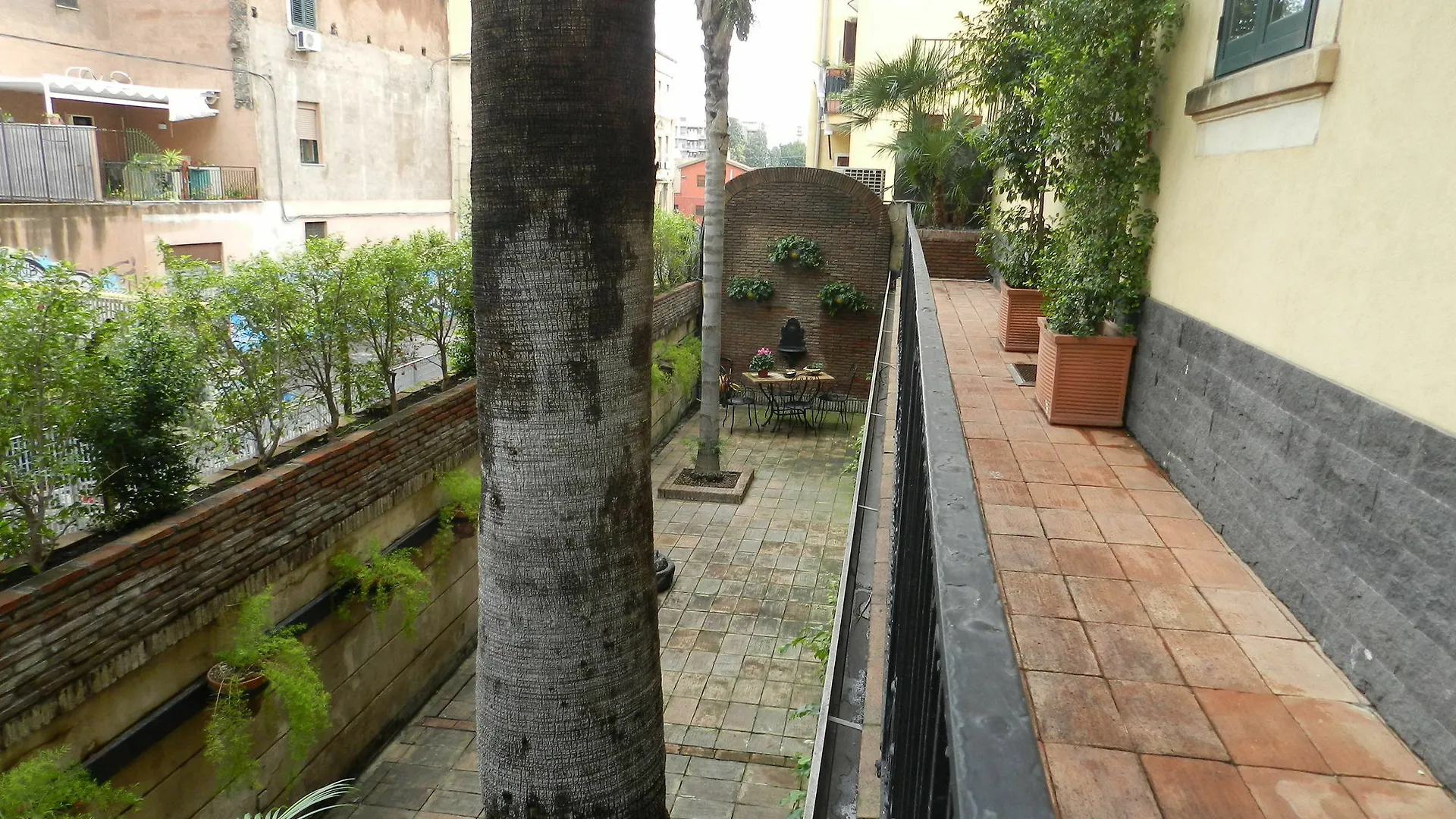 B&B La Vecchia Palma Κατάνια